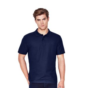 Polo personalizado com o seu logotipo — imagem profissional para a sua equipa